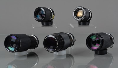 Lot 187 - A Group of Nikon Zoom Lenses