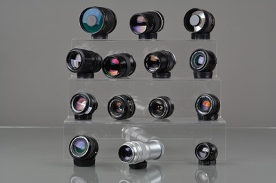 Lot 193 - A Tray of Prime Lenses