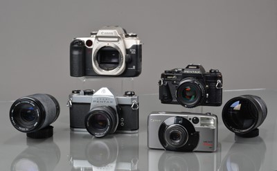 Lot 256 - A Group of 35mm Cameras