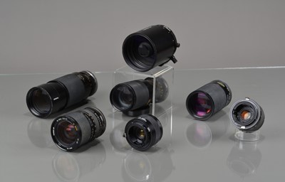 Lot 264 - A Group of Tamron Lenses