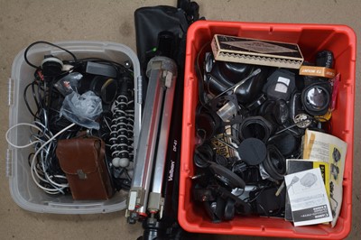 Lot 276 - Cameras and Related Accessories