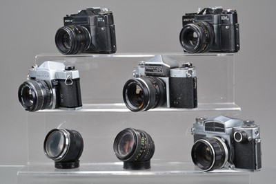 Lot 285 - A Group of SLRE Cameras