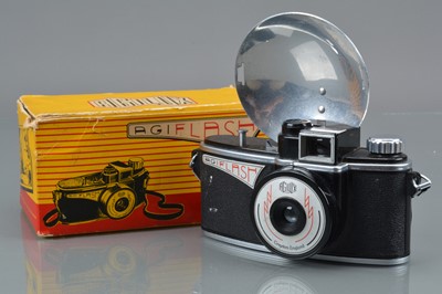 Lot 332 - An Agilux Agiflash Camera