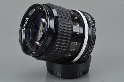 Lot 382 - A Nikon Nikkor 85mm f/2 Ai Lens