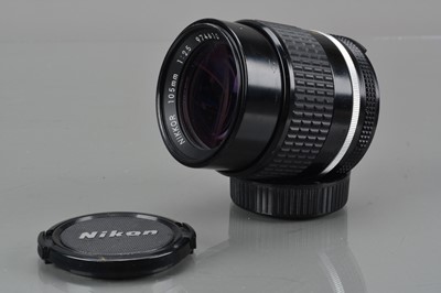 Lot 383 - A Nikon Nikkor 105mm f/2.5 Ai-S Lens