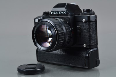 Lot 389 - A Pentax LX SLR Camera