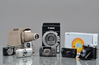 Lot 411 - A Tray of Various Cameras