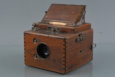 Lot 462 - A Houghton-Butcher Ensign Tropical Model Roll Film Reflex Camera