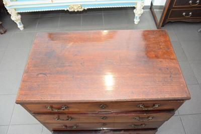Lot 122 - A George III small mahogany tea caddy chest of drawers