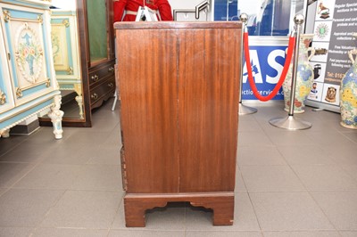 Lot 122 - A George III small mahogany tea caddy chest of drawers