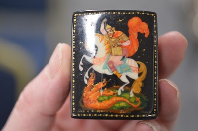 Lot 154 - A group of eight modern Russian lacquer and hand painted boxes