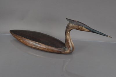 Lot 169 - A modern carved and painted wooden bird decoy by Guy Taplin (b.1939)