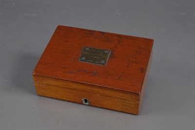 Lot 284 - A mahogany cased set of scientific laboratory weights