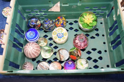 Lot 348 - A collection of thirty vintage and modern glass and other paperweights