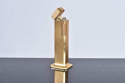 Lot 324 - A gold plated Dunhill Tallboy Table lighter