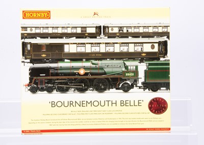 Lot 72 - Hornby China OO Gauge Bournemouth Belle Steam Train Pack