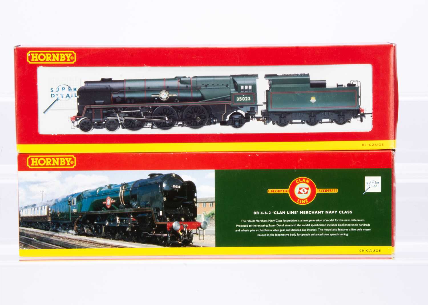 Lot 76 - Hornby China OO Gauge Merchant Navy Class Steam Locomotives with Tenders