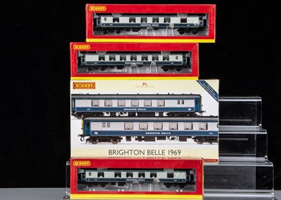 Lot 89 - Hornby China OO Gauge Brighton Belle Multiple Unit 1969 with Three Additional Coaches