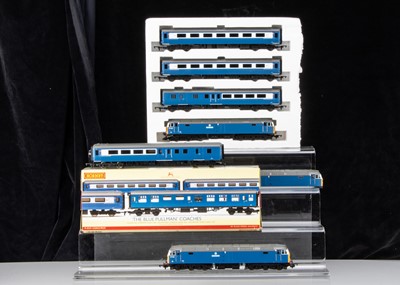 Lot 98 - Hornby China OO Gauge Blue Pullman Train and Coach Pack (8)