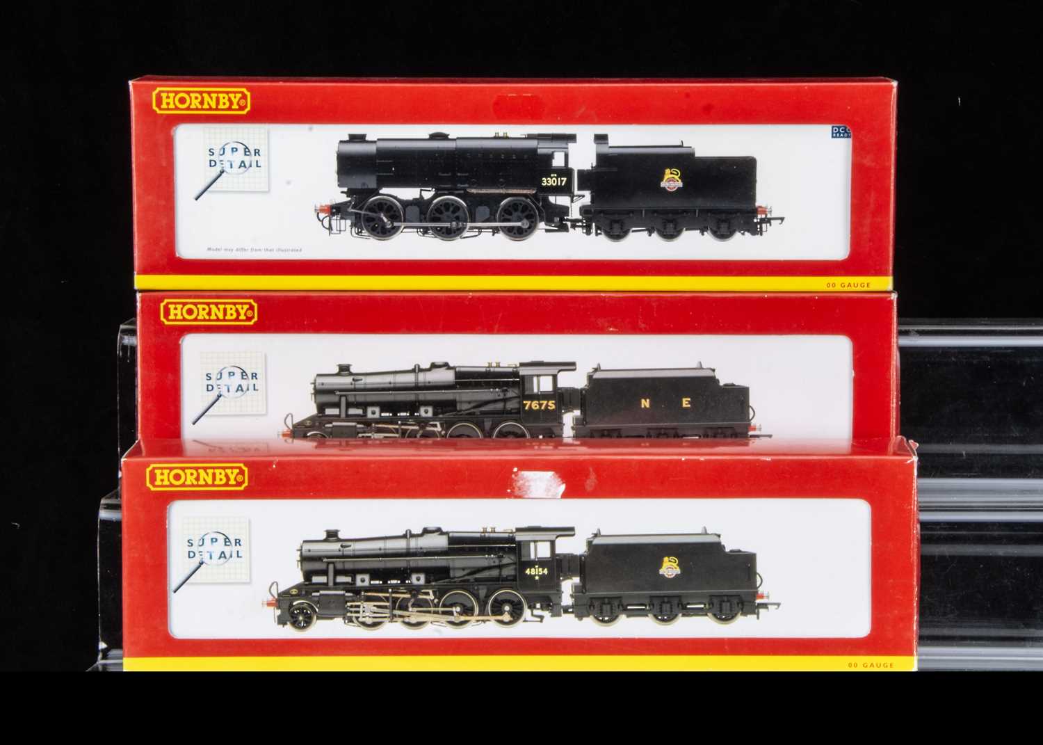 Lot 100 - Hornby China OO Gauge Steam Locomotives and Tenders