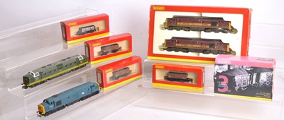 Lot 102 - Hornby and Lima OO Gauge Diesel Locomotives and Goods Wagons (8)