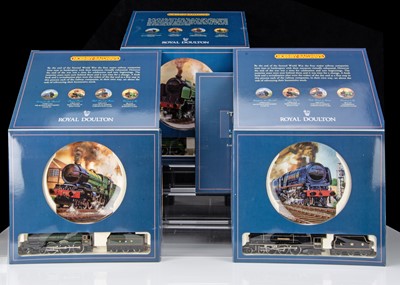Lot 105 - Hornby Margate OO Gauge Set of Four Time For A Change Steam Locomotive and Royal Doulton Wall Plate Sets