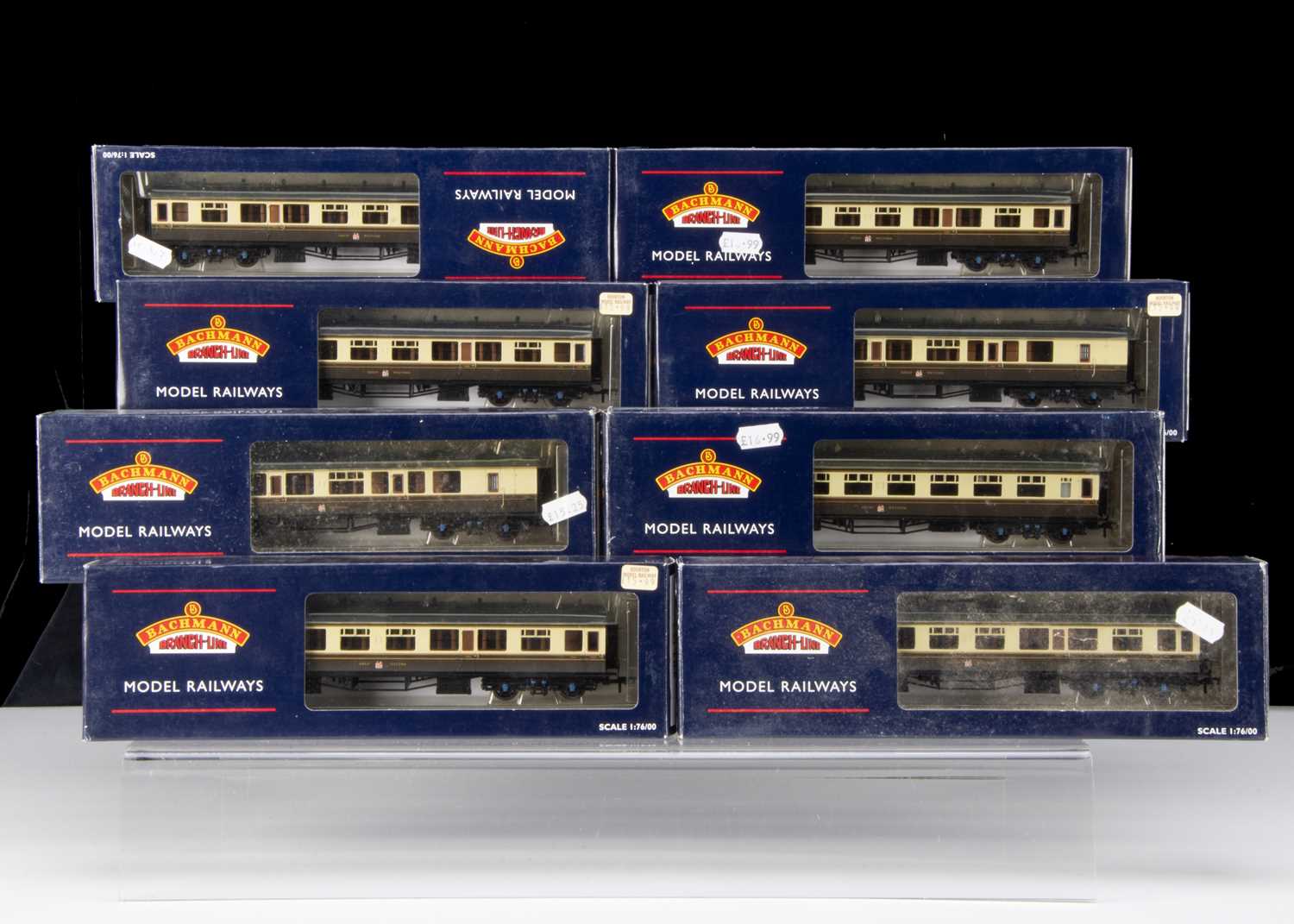 Lot 138 - Bachmann OO Gauge GWR Coaching Stock (8)