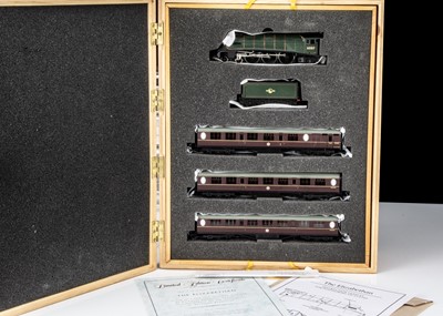 Lot 185 - Bachmann OO Gauge Limited Edition Train Pack The Elizabethan
