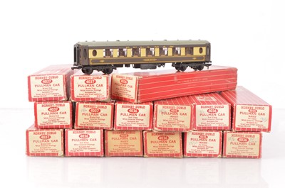 Lot 223 - Hornby-Dublo 00 Gauge 2-Rail Super Detail chocolate and brown Pullman Cars (13 Coaches, 15 boxes)