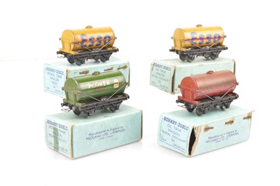 Lot 253 - Four Hornby-Dublo 00 Gauge Pre-War D1 Tank Wagons all in original boxes dated 3-39