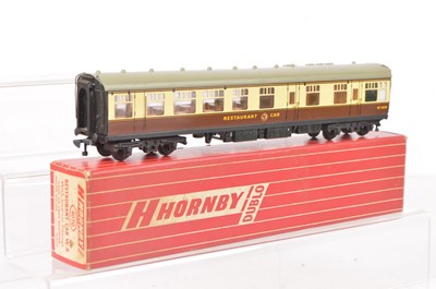 Lot 331 - Hornby-Dublo 00 Gauge 2-Rail Super Detail late issue 4070 BR WR chocolate and cream Restaurant Car, in original red striped box