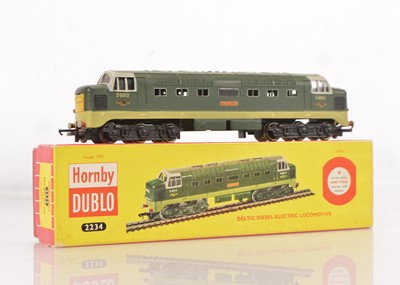 Lot 346 - Hornby-Dublo 00 Gauge 2-Rail W2234 BR two-tone green Co-Co Diesel Electric Locomotive D9012 'Creppello'