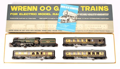 Lot 358 - An uncommon early Wrenn/Hornby-Dublo  00 Gauge 2-Rail WP100 Pullman Train Set in excellent condition