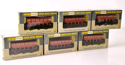 Lot 361 - Six Wrenn 00 Gauge W5036 'Hoveringham' Hopper wagons