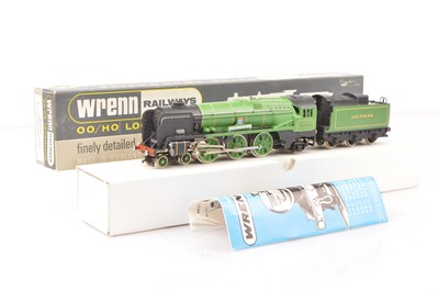 Lot 364 - Wrenn 00 Gauge W2237  SR green West Country Class 21C109 'Lyme Regis' Locomotive and Tender