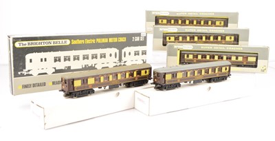 Lot 371 - Wrenn 00 Gauge BR chocolate and cream 5-Car Brighton Belle EMU set