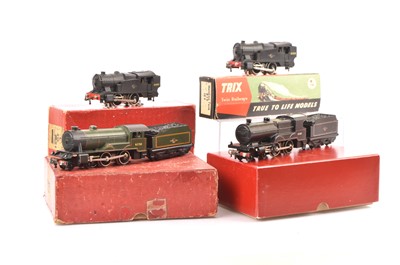 Lot 392 - Trix 00 Gauge 12v DC Locomotives in BR liveries (4)