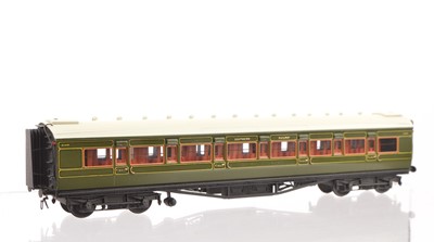 Lot 552 - Lawrence Scale Models kit-built 4mm Finescale SR bogie side-corridor 1st/3rd No 5140