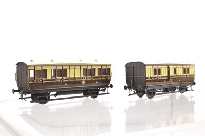 Lot 558 - Lawrence Scale Models kit-built 4mm Finescale GWR four-wheel Passenger Stock