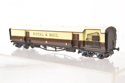 Lot 563 - Lawrence Scale Models kit-built 4mm Finescale GWR bogie Royal Mail 'GR' Travelling Post Office no 807