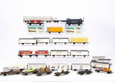 Lot 619 - Pocher and Rivarossi Unboxed HO Gauge Continental Freight Stock (28)