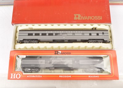 Lot 647 - Rivarossi and AHM H0 Gauge Archive collection New York Central two tone grey Coaches and silver Pullman Coaches (14)