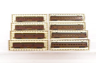 Lot 674 - Rivarossi H0 Gauge Archive collection Pennsylvania maroon Coaches (8)