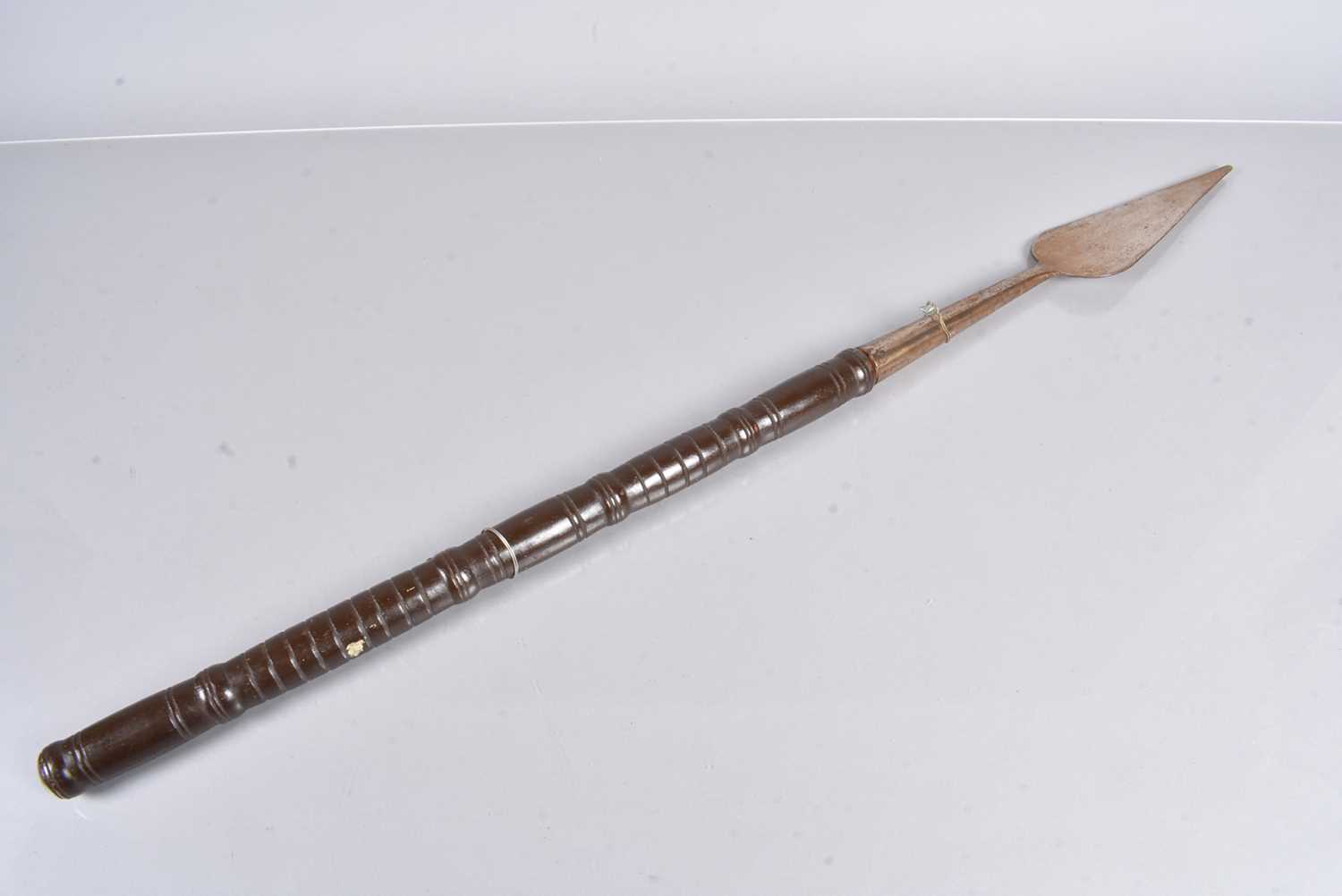 Lot 392 - A Throwing spear