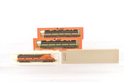 Lot 717 - Rivarossi H0 Gauge Archive collection ERIE and Great Northern Diesel Dummy Units and B Units (3)