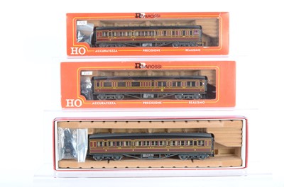 Lot 733 - Rivarossi H0 Gauge Archive collection three early production HO Gauge LMS Coaches (3)
