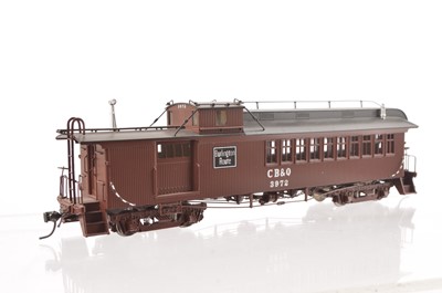 Lot 880 - Railway Classics H0 Gauge Burlington Route CBQ41 Burlington, CW-7 49' Passenger Waycar