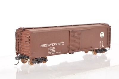 Lot 889 - Overland Models Inc H0 Gauge Pennslyvania Rail Road X-29 Boxcar Door & Ends Corrugated OMI-3014