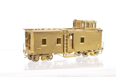 Lot 908 - Hallmark Models Inc H0 Gauge T&P Caboose