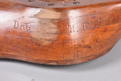 Lot 429 - A De Havilland Gipsy III cut down prop